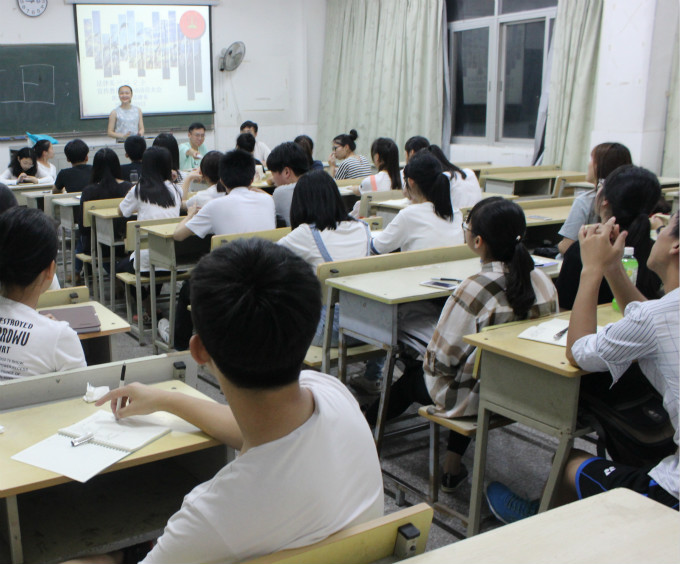 法律系分团委学生会开展动员大会_meitu_2.jpg